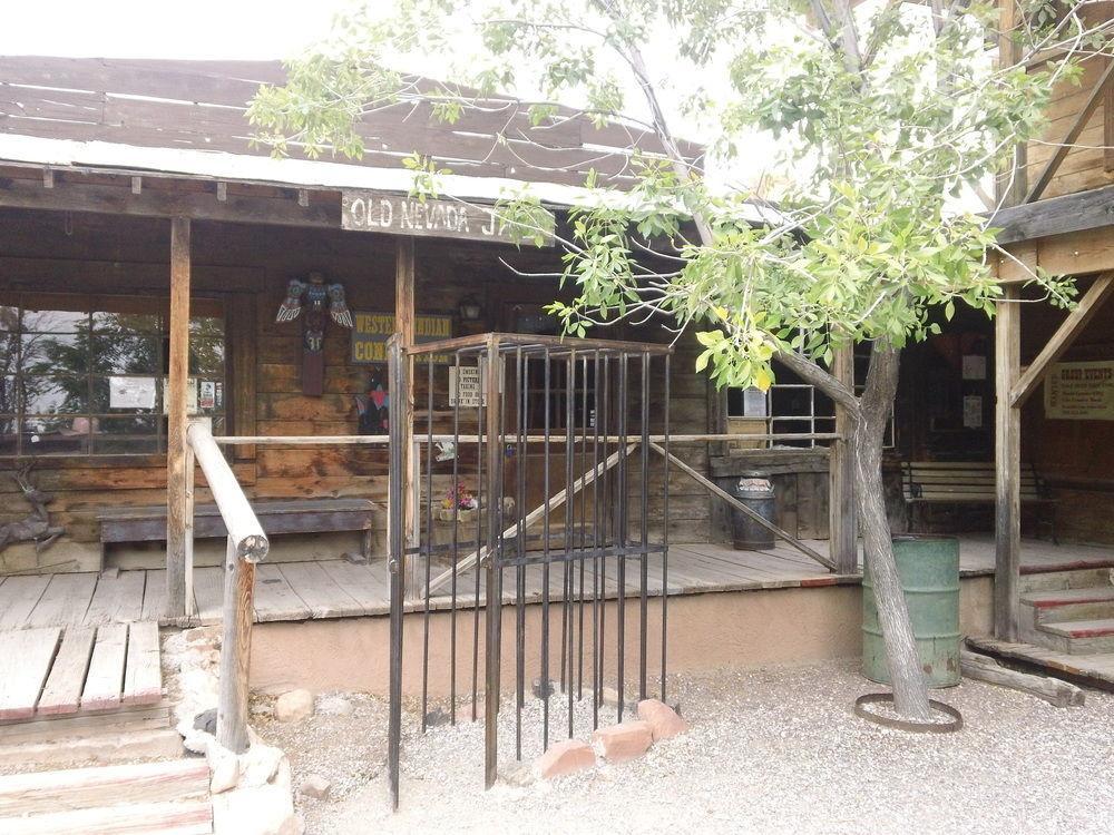 Bonnie Springs Ranch Motel Blue Diamond Exterior photo
